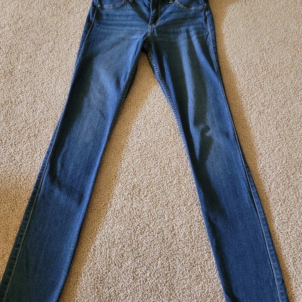 Juniors Hollister size 28 mid rise jeans leggings